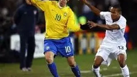 周杰伦力挺！钢琴家郎朗与爱妻共赏琴音，吉娜深情注视